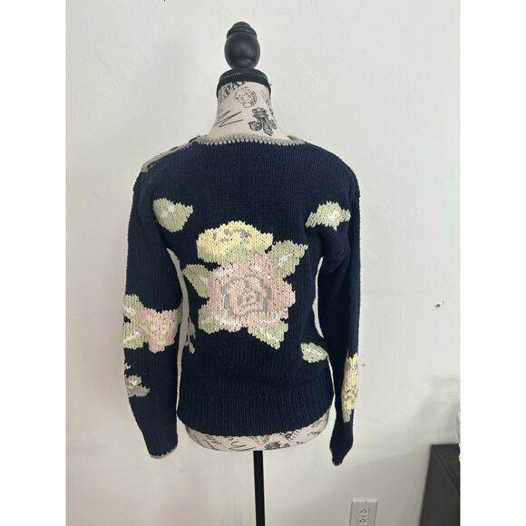 Liz Claiborne Navy Floral Women's Sweater - Picture 2 of 4
